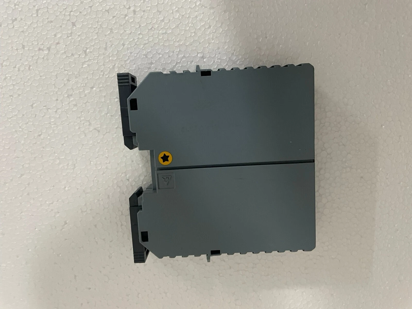 admin/uploads/uploads/siemens sicam a800 8050 module_3.webp